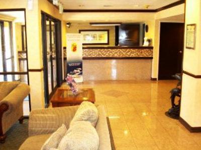 Super 8 By Wyndham Hotel