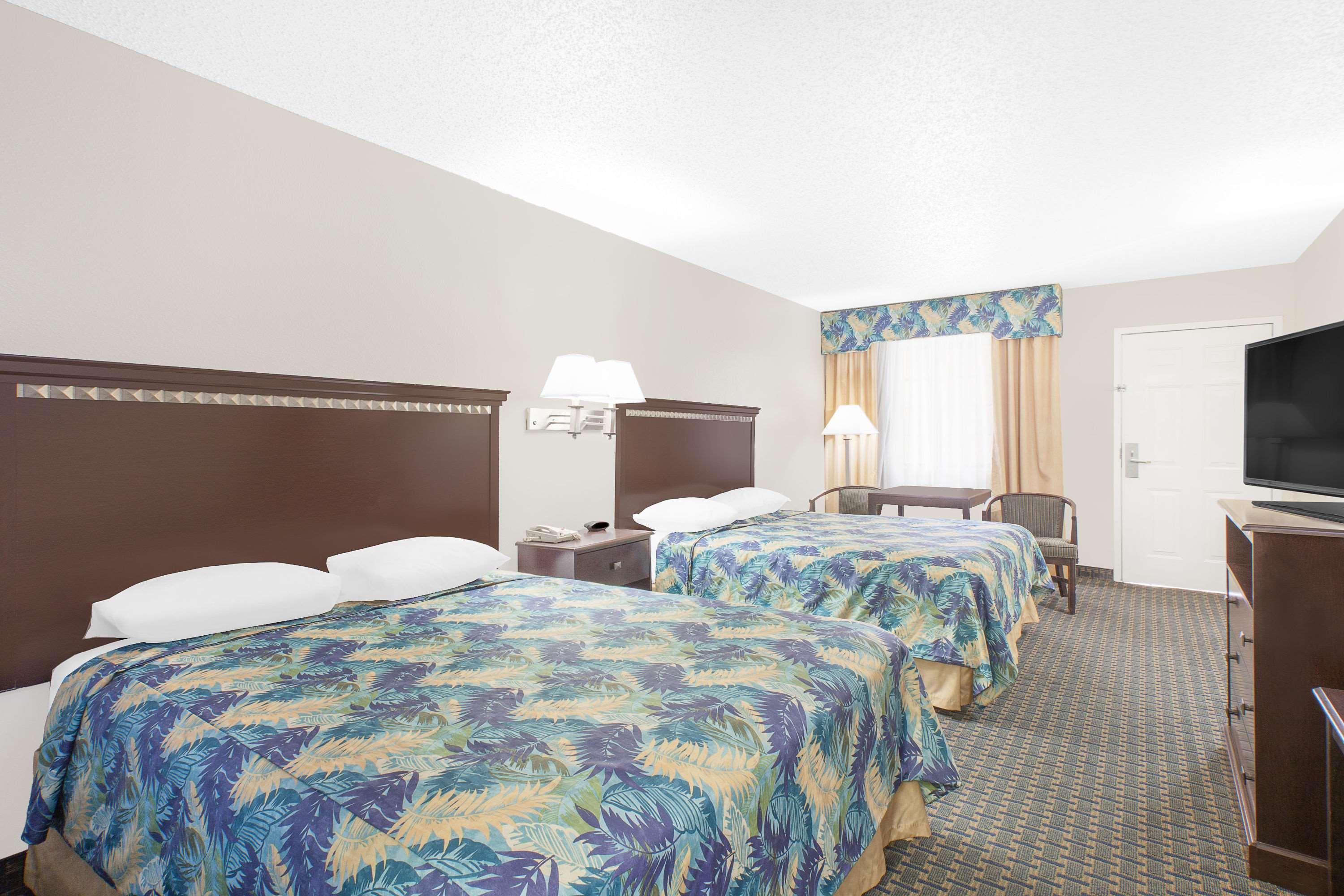 Super 8 By Wyndham Corpus Christi